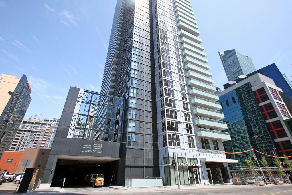 Applewood Suites - Cn Tower & Convention Centre Toronto Exterior photo